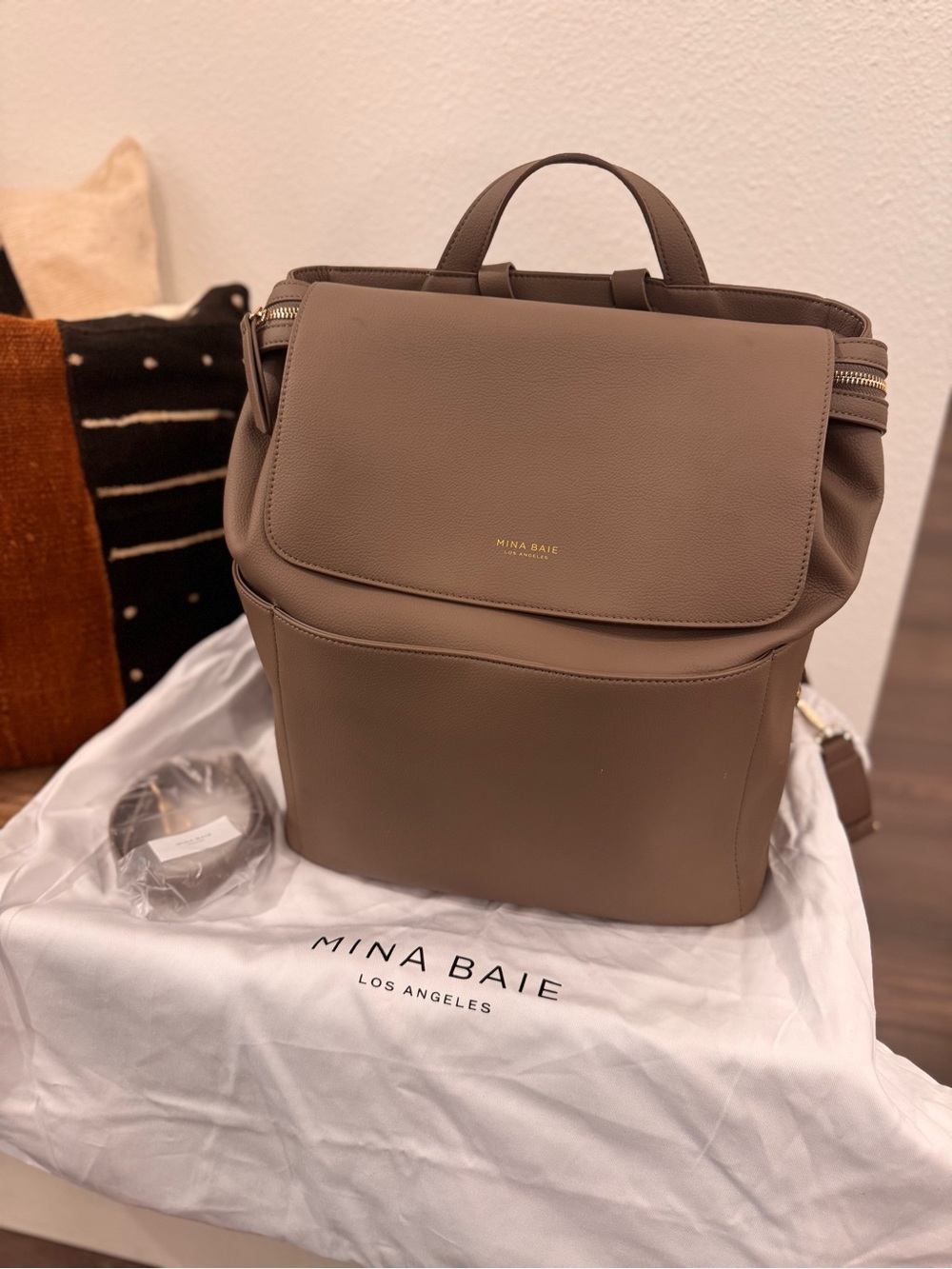 Mina Baie: Kinney Backpack Vegan Full in Clay